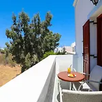 Finikas Santorini