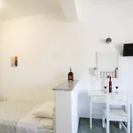 Ξενοδοχείο Finikas Santorini Καμάρι