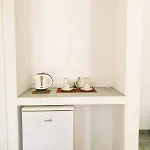 Finikas Santorini Καμάρι