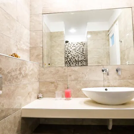 Hotel Finikas Santorini