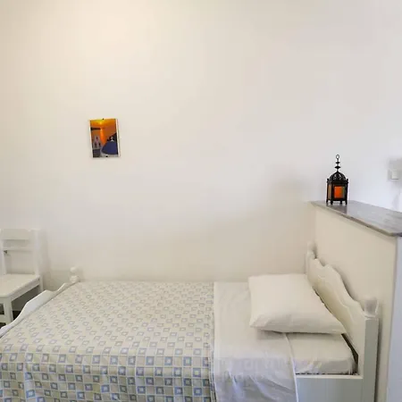 Finikas Santorini Hotell 3*
