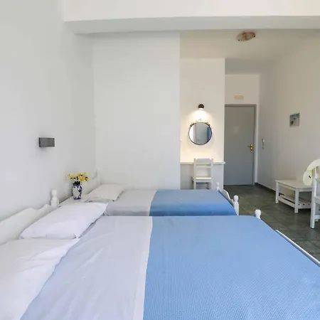 Finikas Santorini Отель 3*
