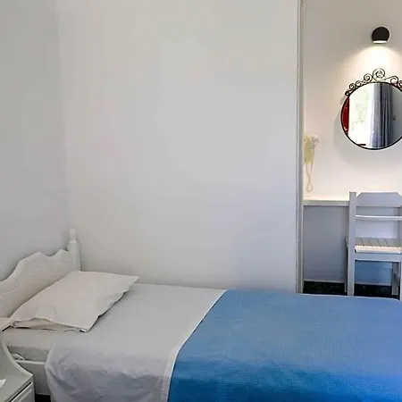 Ξενοδοχείο Finikas Santorini