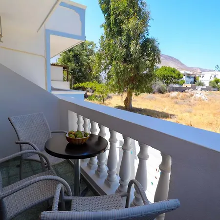 Finikas Santorini 호텔 Kamári