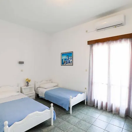 Hotel Finikas Santorini Kamári