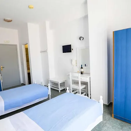 Hotel Finikas Santorini
