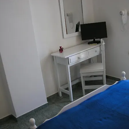 Hotel Finikas Santorini