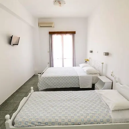 Finikas Santorini Καμάρι