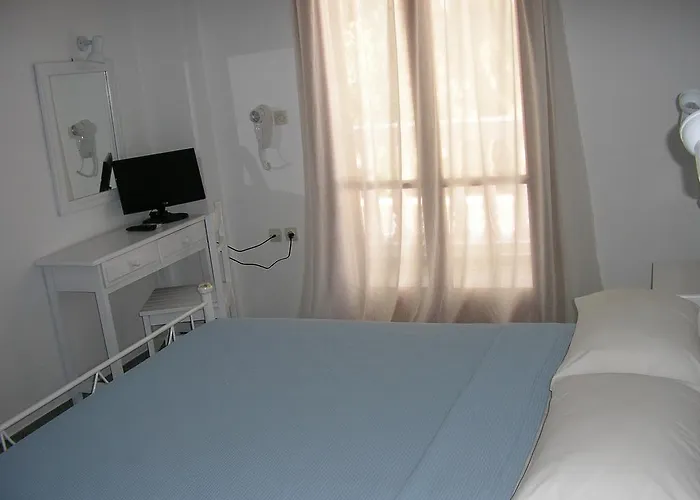 Hotel Finikas Santorini Kamári